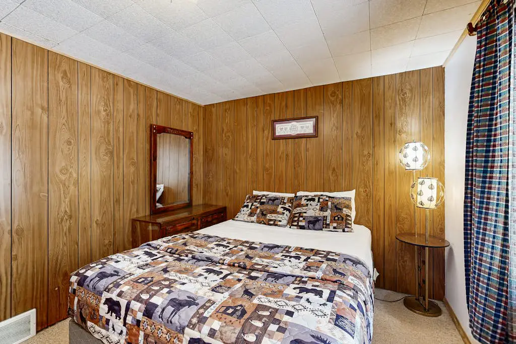 Quaint Northwoods Escape
