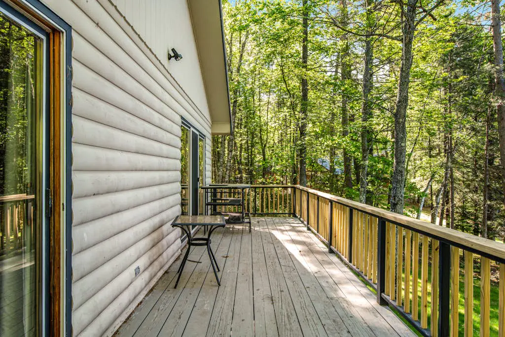 SILK Cabin