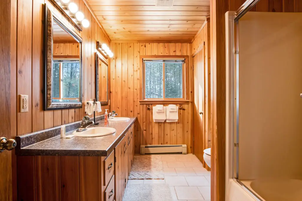 SILK Cabin