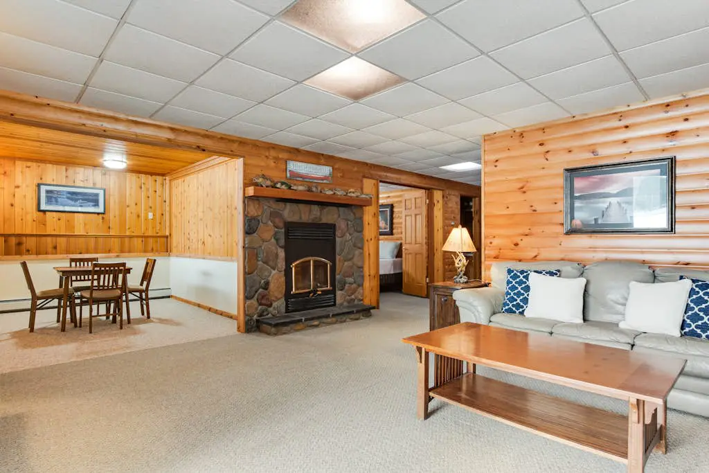 SILK Cabin