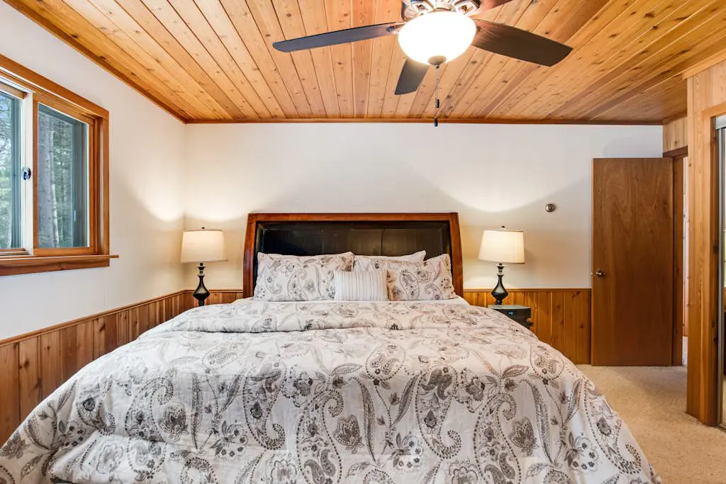 SILK Cabin
