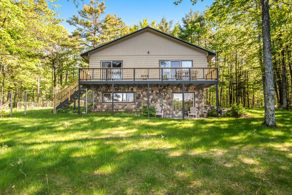 SILK Cabin