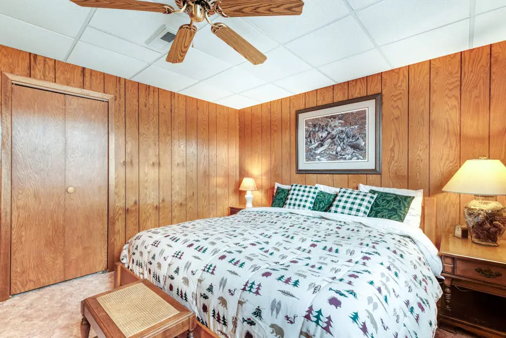 Hotter's Cabin
