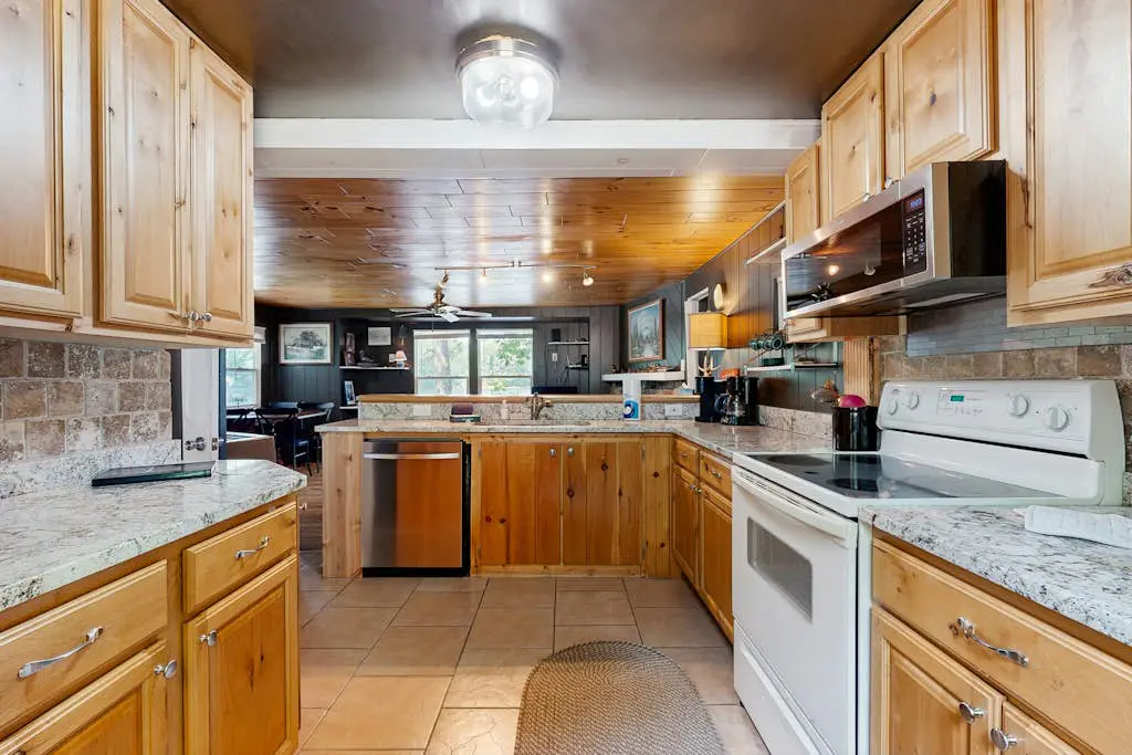 Blue Jay Cabin