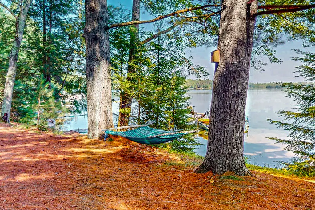 Two Sisters Lakeside