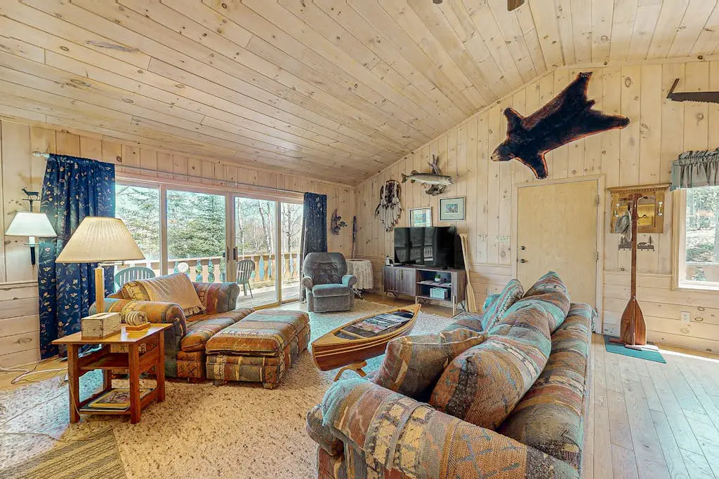 Bright Birch Cove