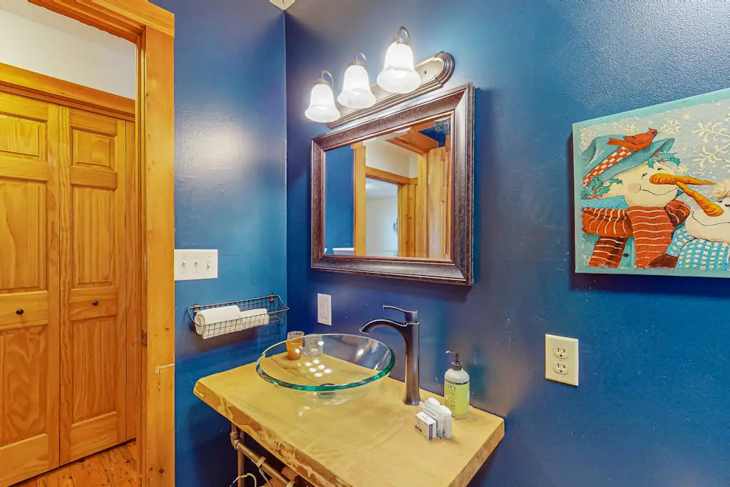 Big St Germain Hideaway