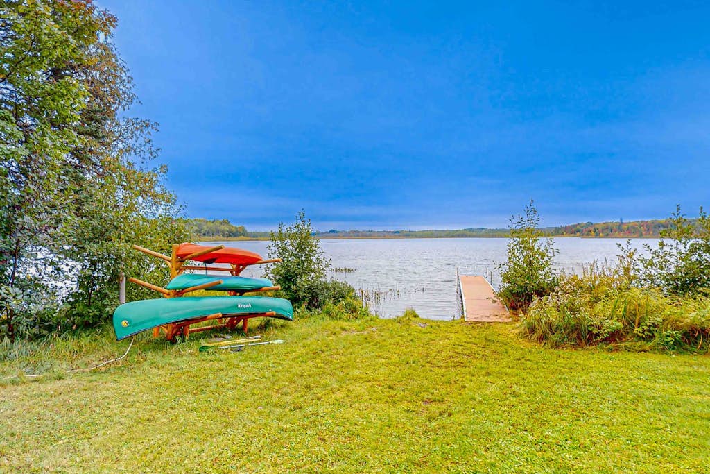 Dog-friendly lakefront home with boat access, deck, fireplace, gas grill, kayaks