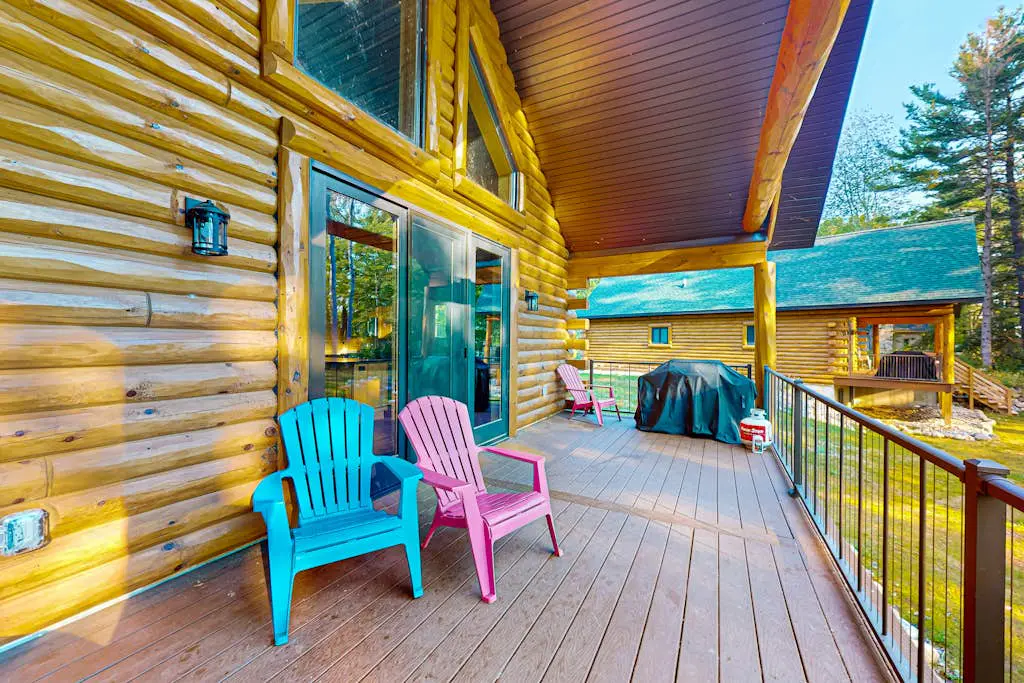 Brown Bear Cabin
