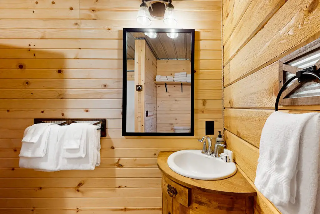 Brown Bear Cabin