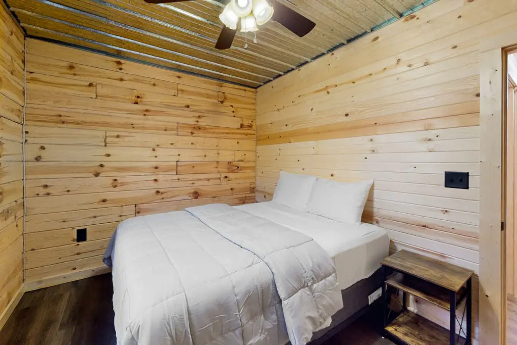 Brown Bear Cabin