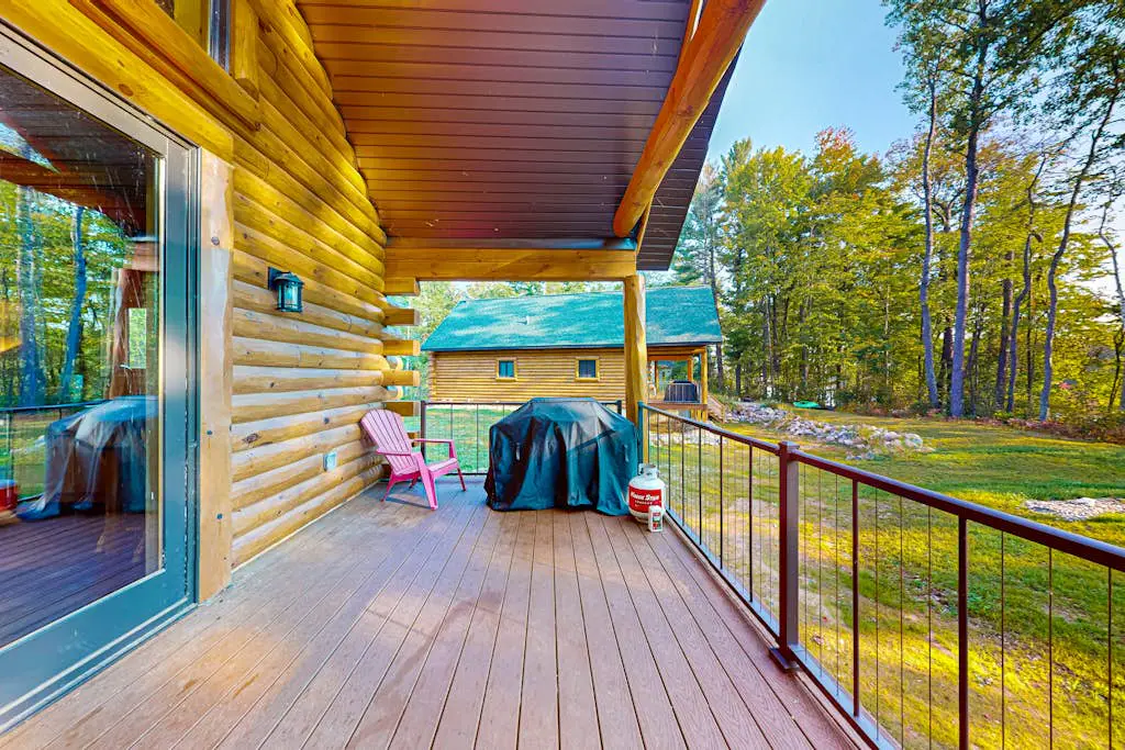 Brown Bear Cabin