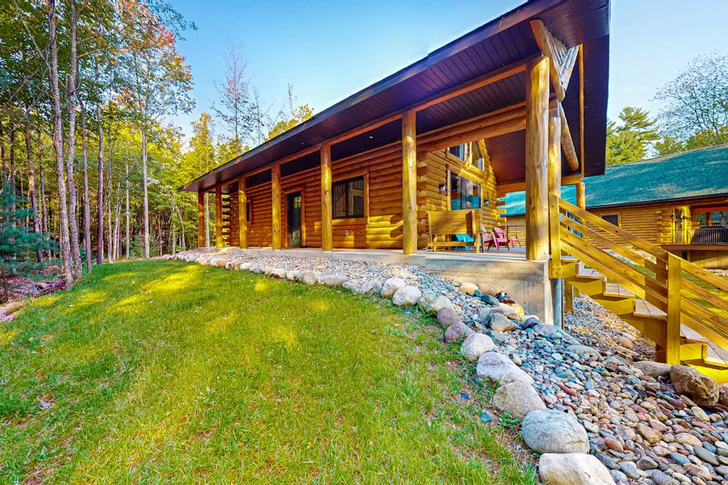 Brown Bear Cabin