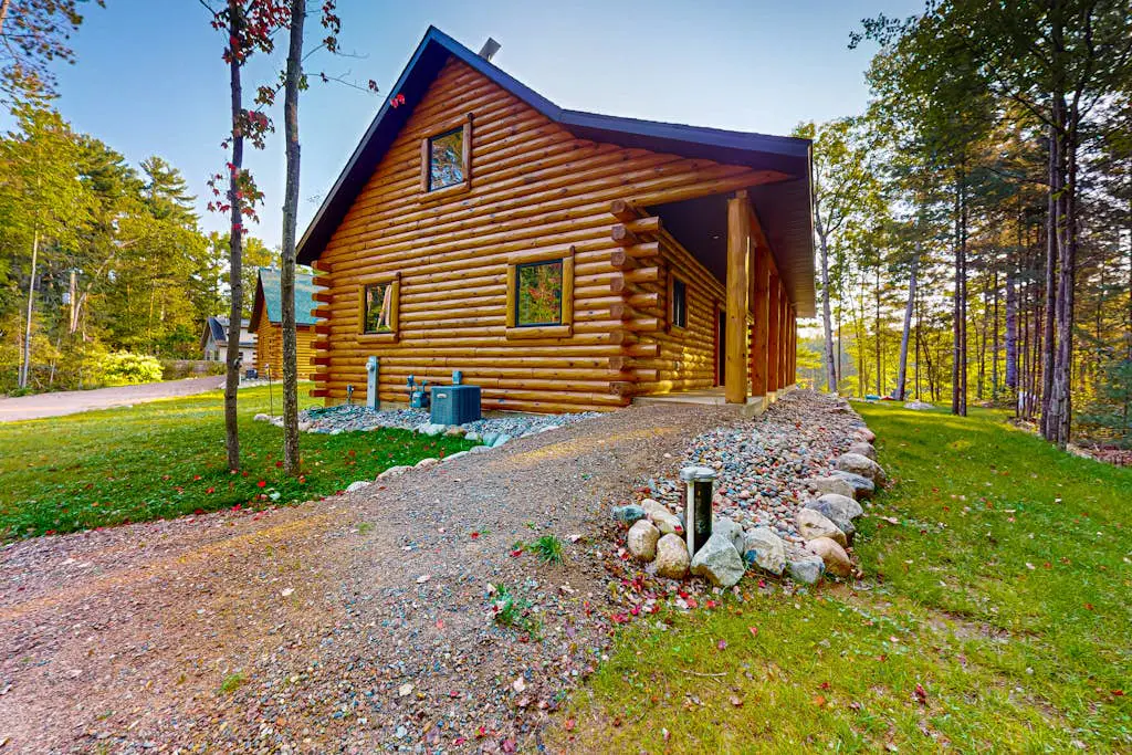 Brown Bear Cabin