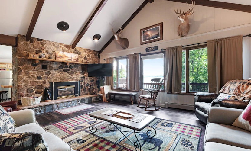 Newly remodeled lake home w/panoramic views & private swimming area