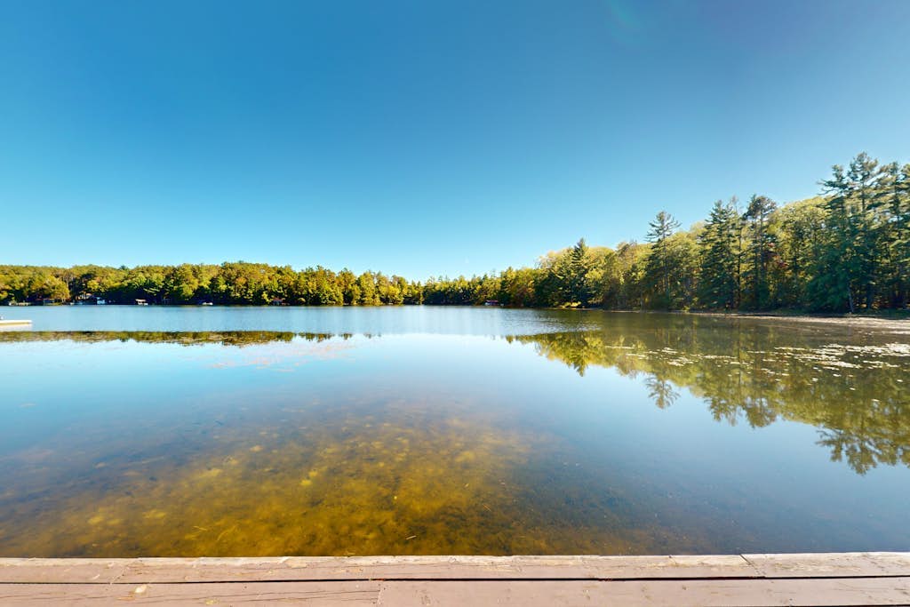 Soaring Pines Lakeside on Fence Lake Chain w/ Paddle Boards, Kayaks, & Lily Pad