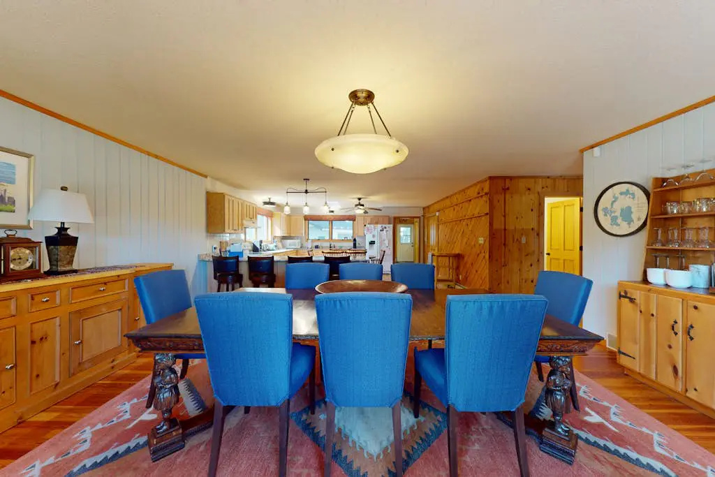 Soaring Pines Lakeside