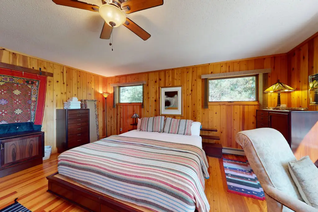 Soaring Pines Lakeside