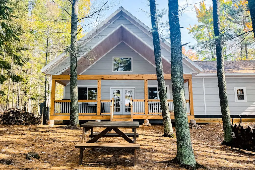 Chalet on the Bay