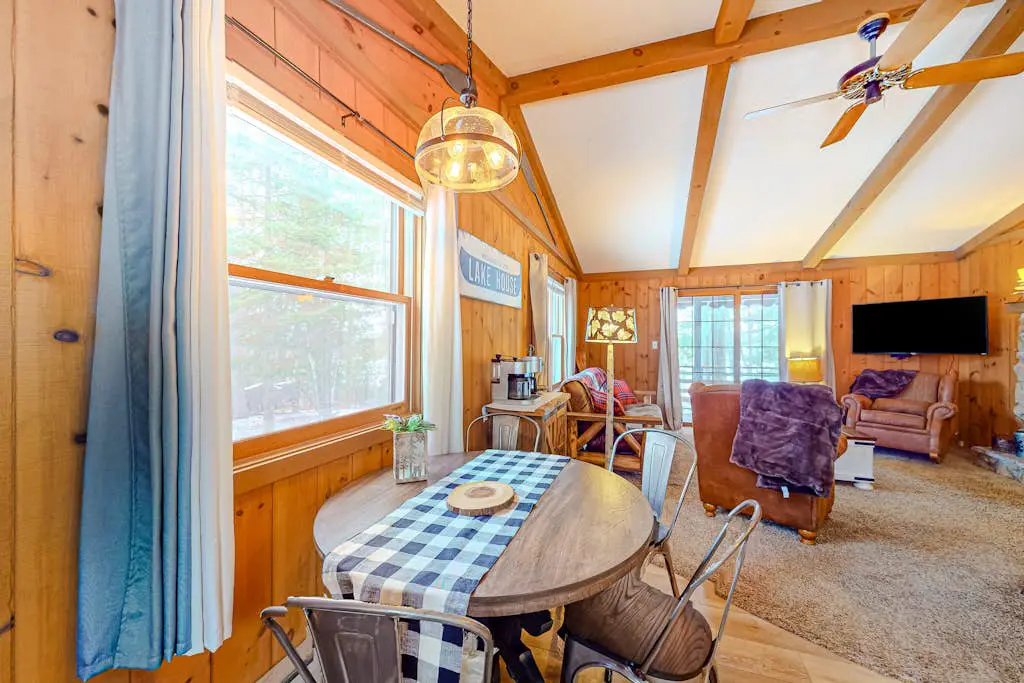 Paddle Inn on Buckskin Lake