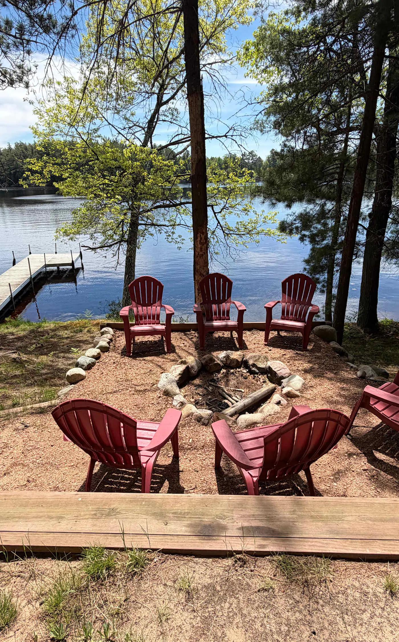 Little Red Lakeside Cabin