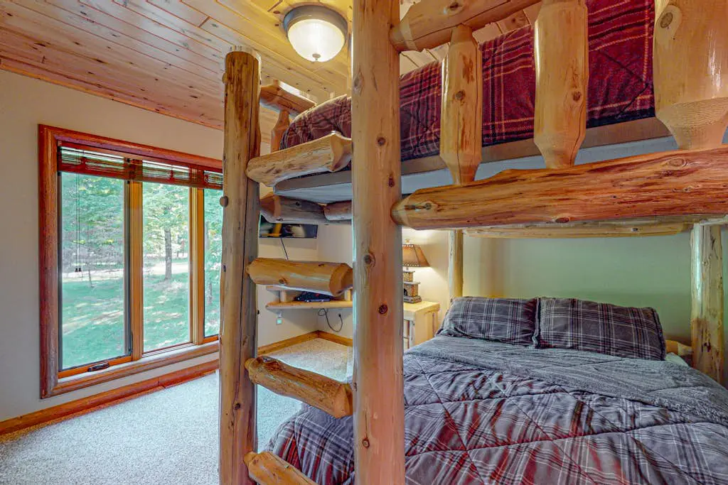 Van Vliet Lakehouse