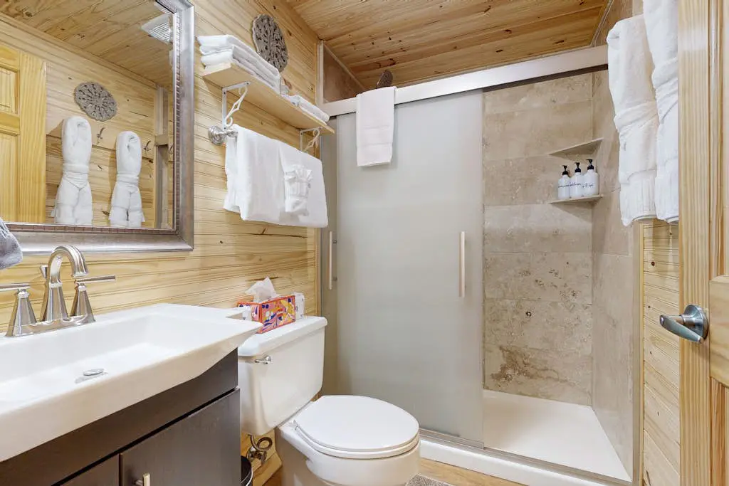 Castle Rock's Serenity Cabin