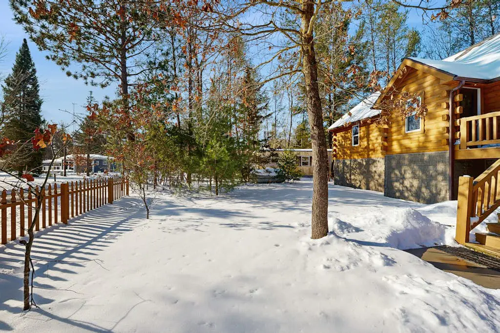 Castle Rock's Serenity Cabin