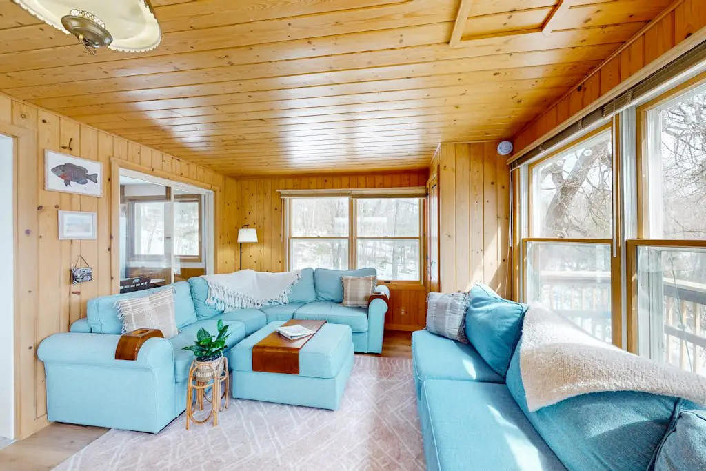 Hook and Haven & Woodland Pines Cabins