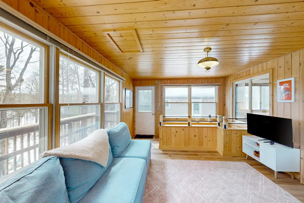 Hook and Haven & Woodland Pines Cabins