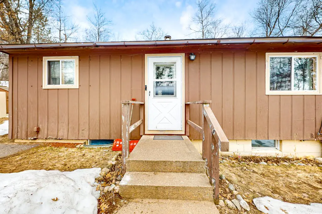 Hook and Haven & Woodland Pines Cabins