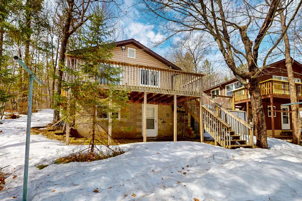 Hook and Haven & Woodland Pines Cabins