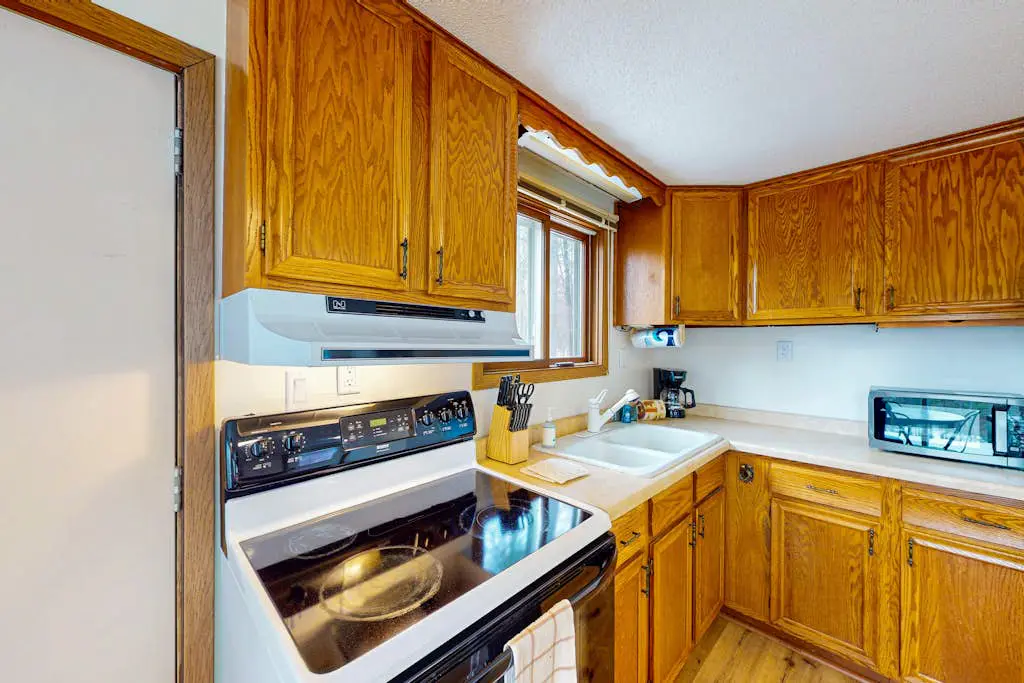 Hook and Haven & Woodland Pines Cabins