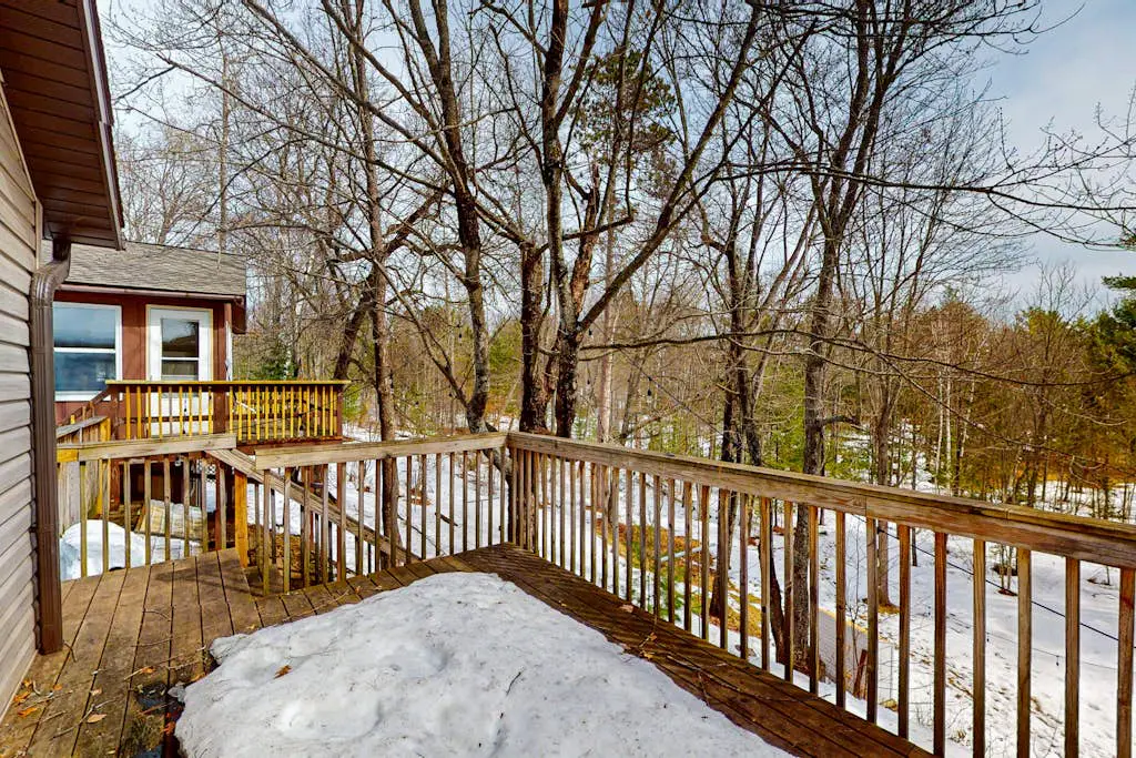 Hook and Haven & Woodland Pines Cabins