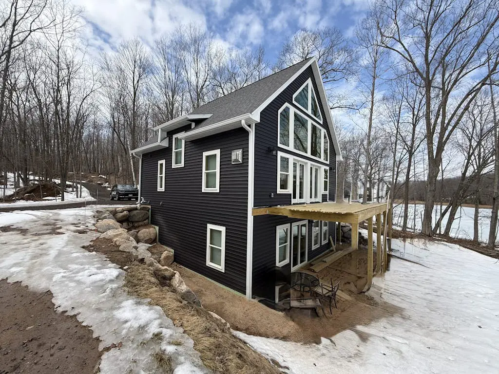 Sunrise Lodge