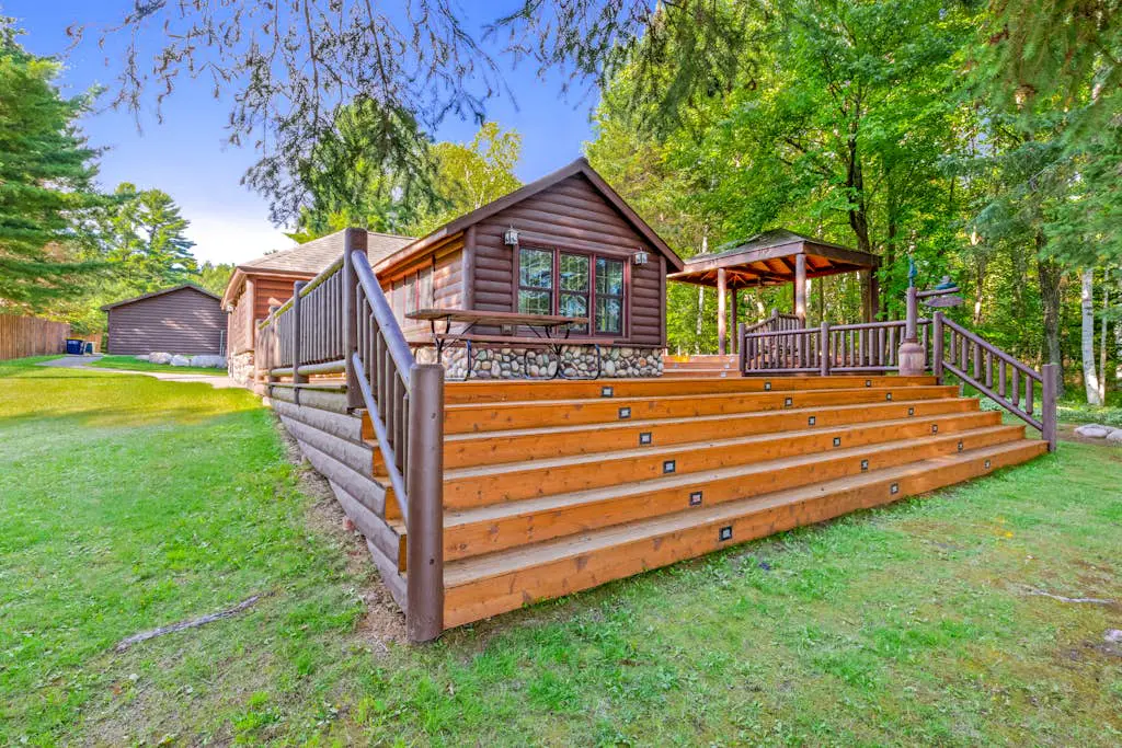 Honey Badger Lodge