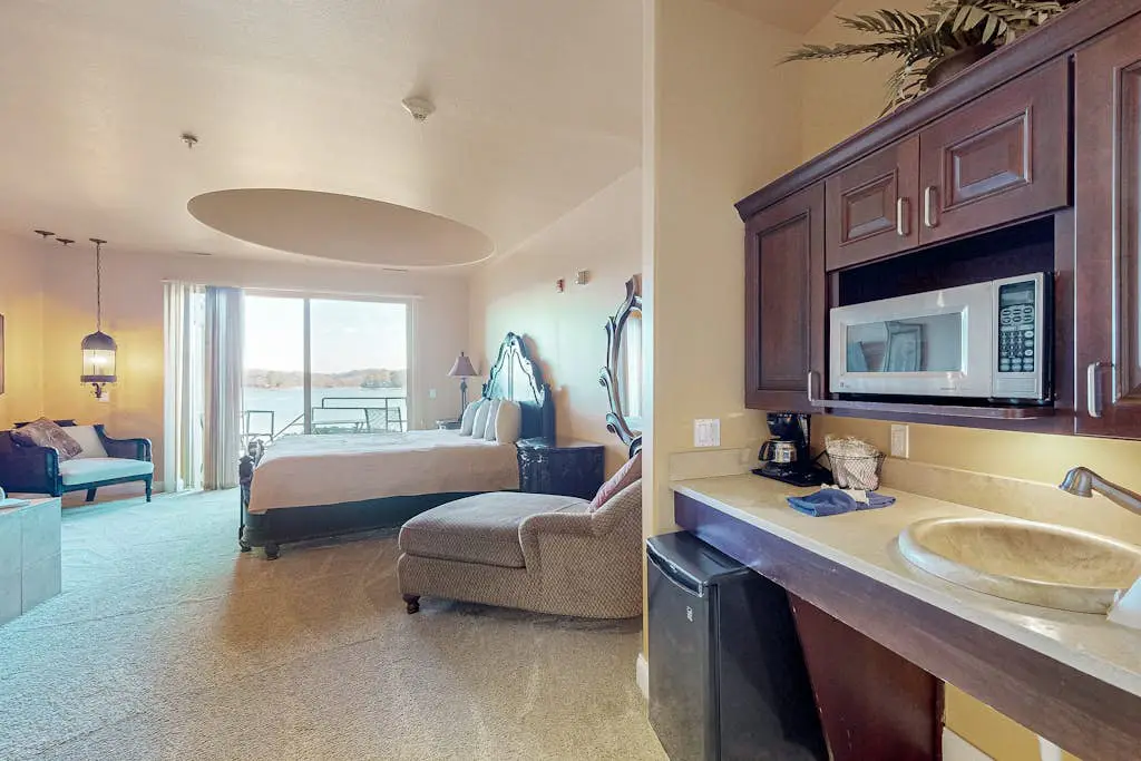 Delton Grand Resort #406