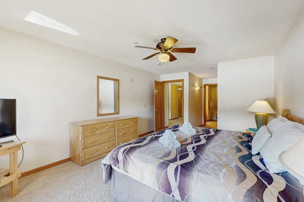 Sunset Condominiums- Golf View