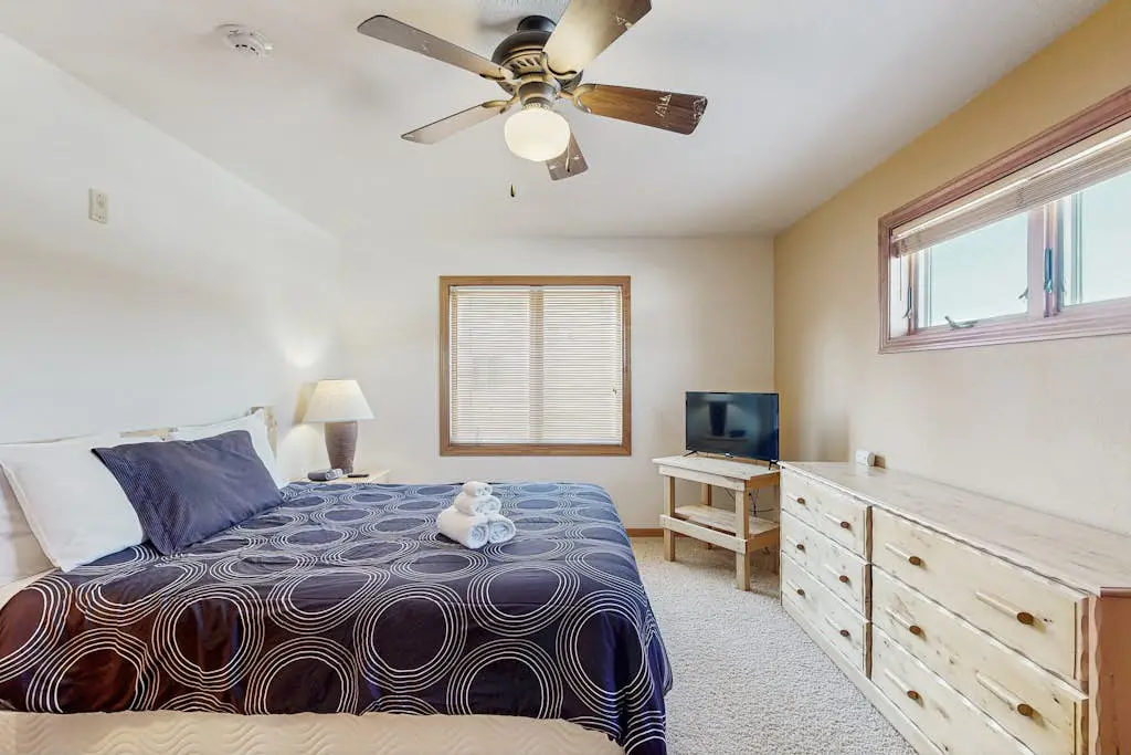 Sunset Condominiums- Golf View