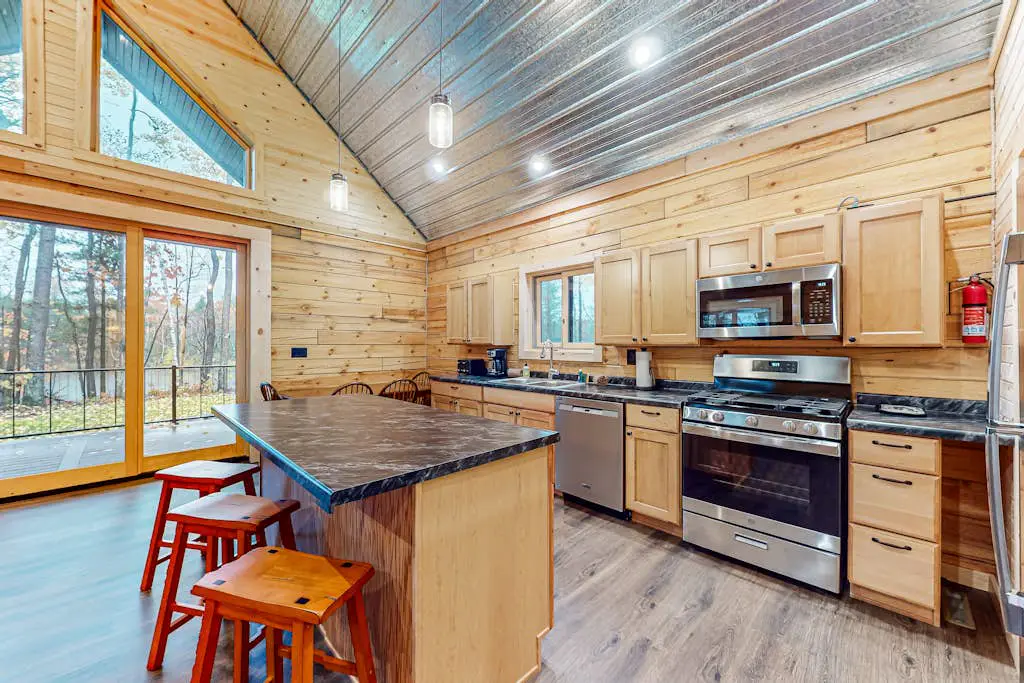 Black Bear Cabin
