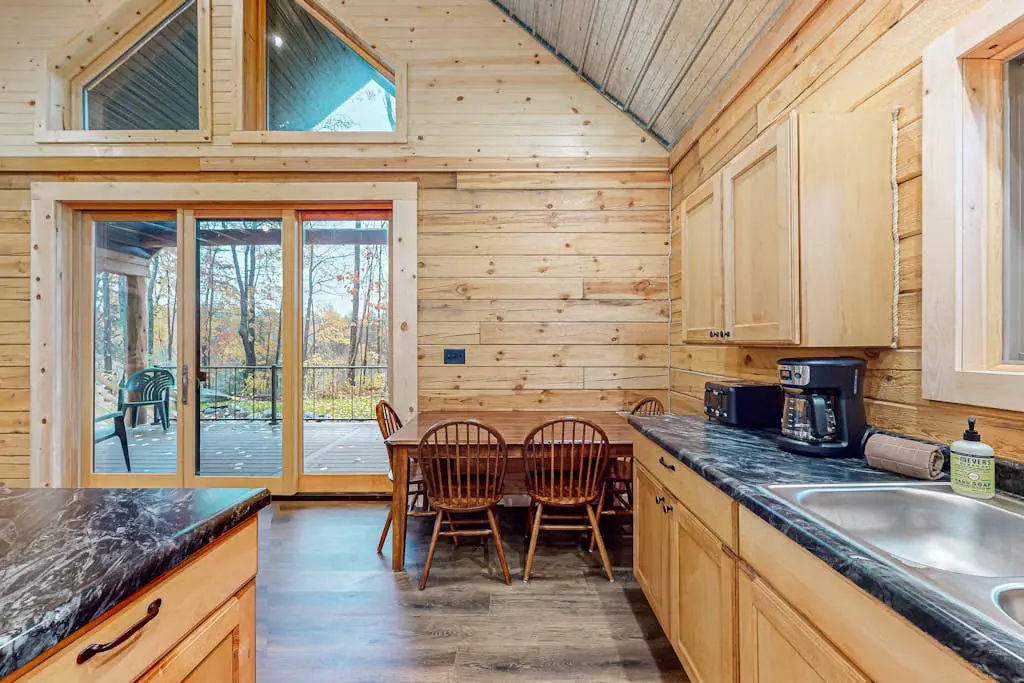 Black Bear Cabin