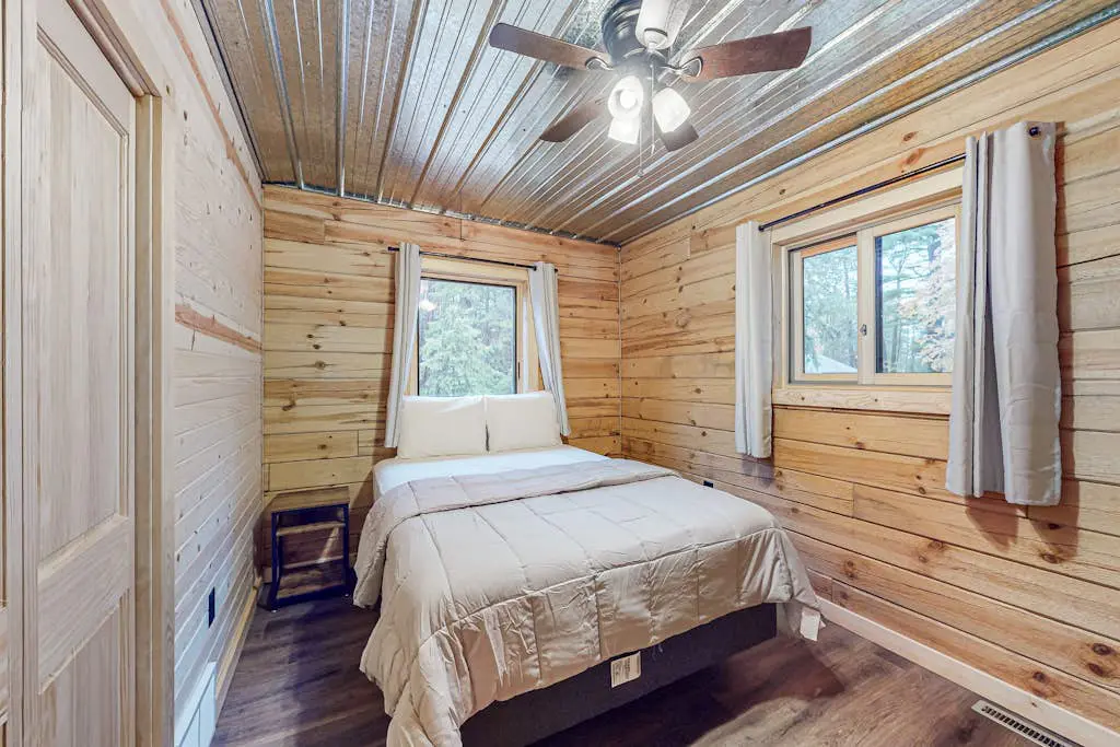 Black Bear Cabin