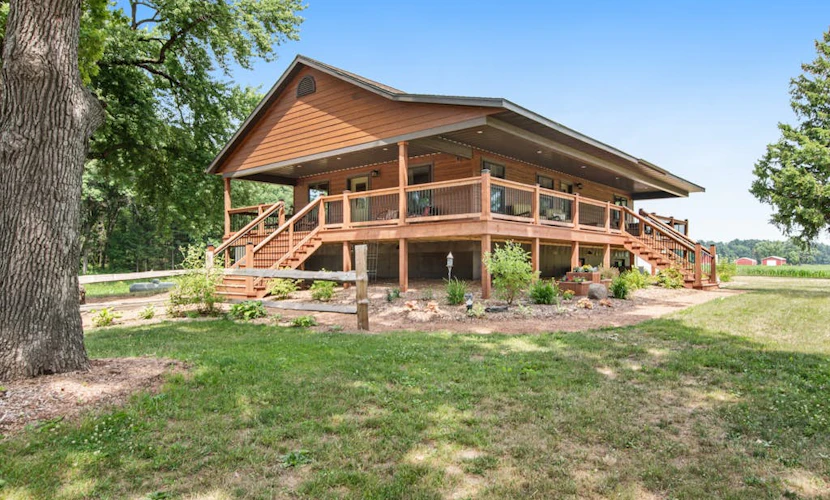 Inviting home with game room, firepit, full kitchen, & W/D