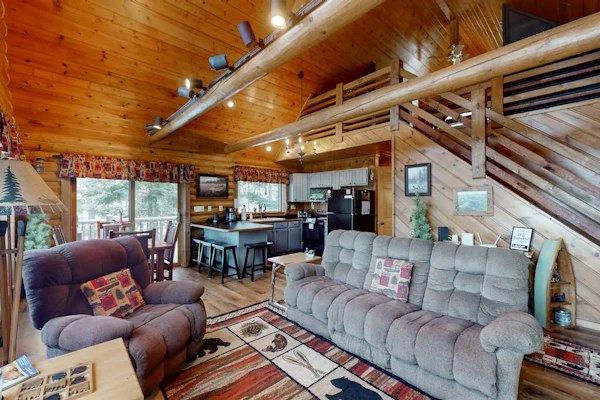 Spacious and beautiful lakefront log home on 7 acres with private dock