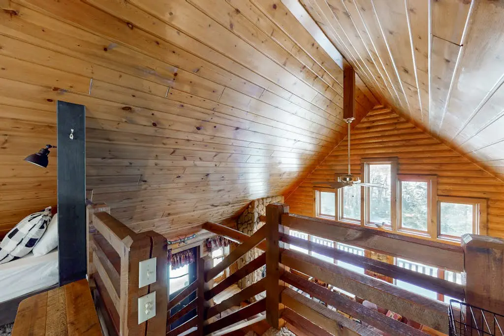 Annabelle Log Home