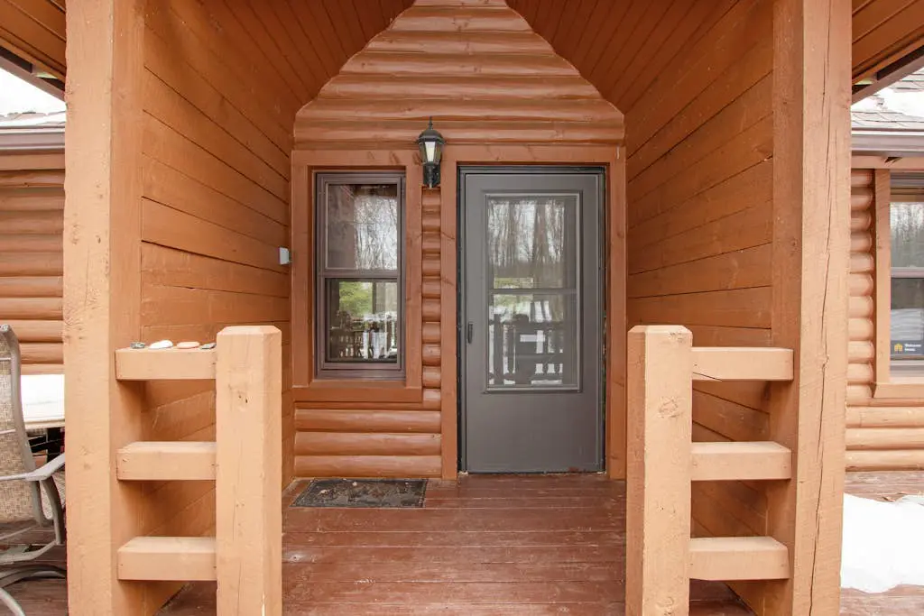 Annabelle Log Home