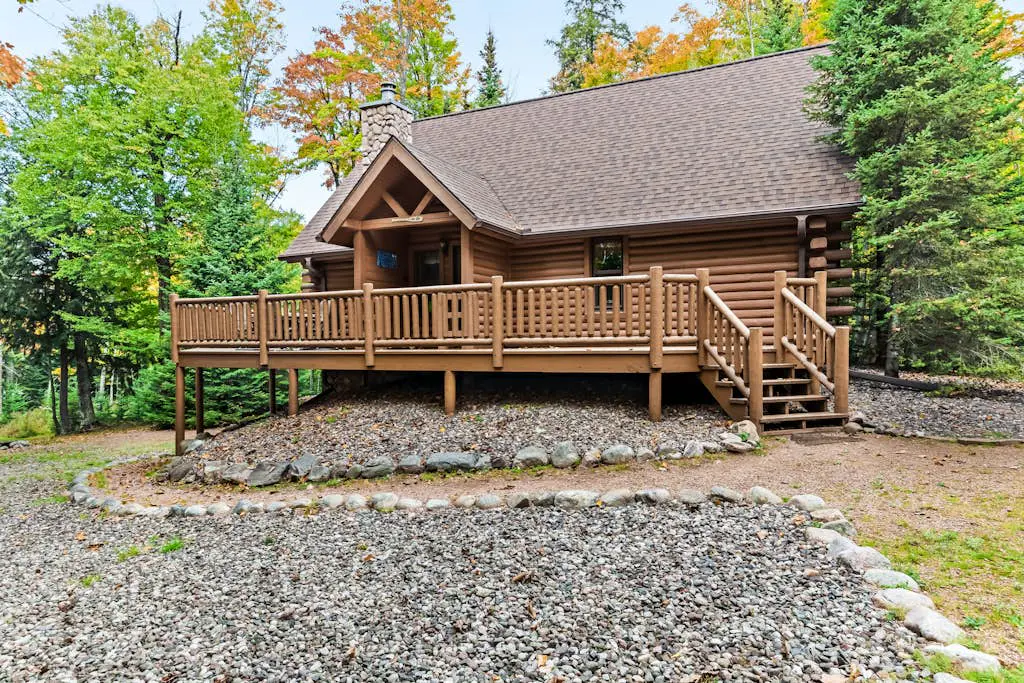 Annabelle Log Home