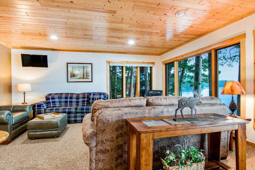 Cedar Cabin on Plum Lake