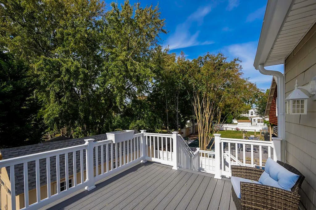 Rehoboth Beach spacious house w/private pool, hot tub, close to beach
