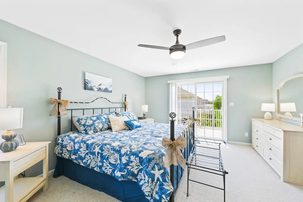 The Tides - 19989 Sandy Bottom Cir, Unit #701
